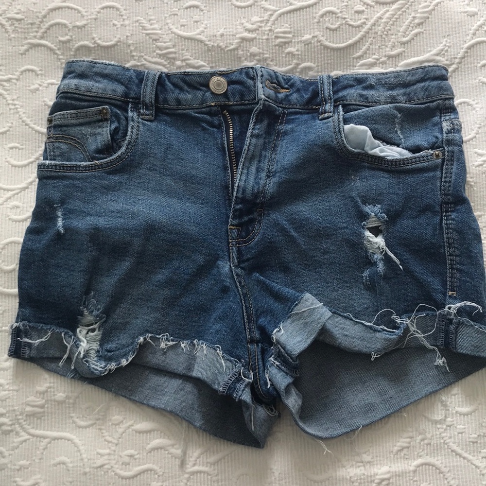 ZARA HIGHWAISTED SHORTS